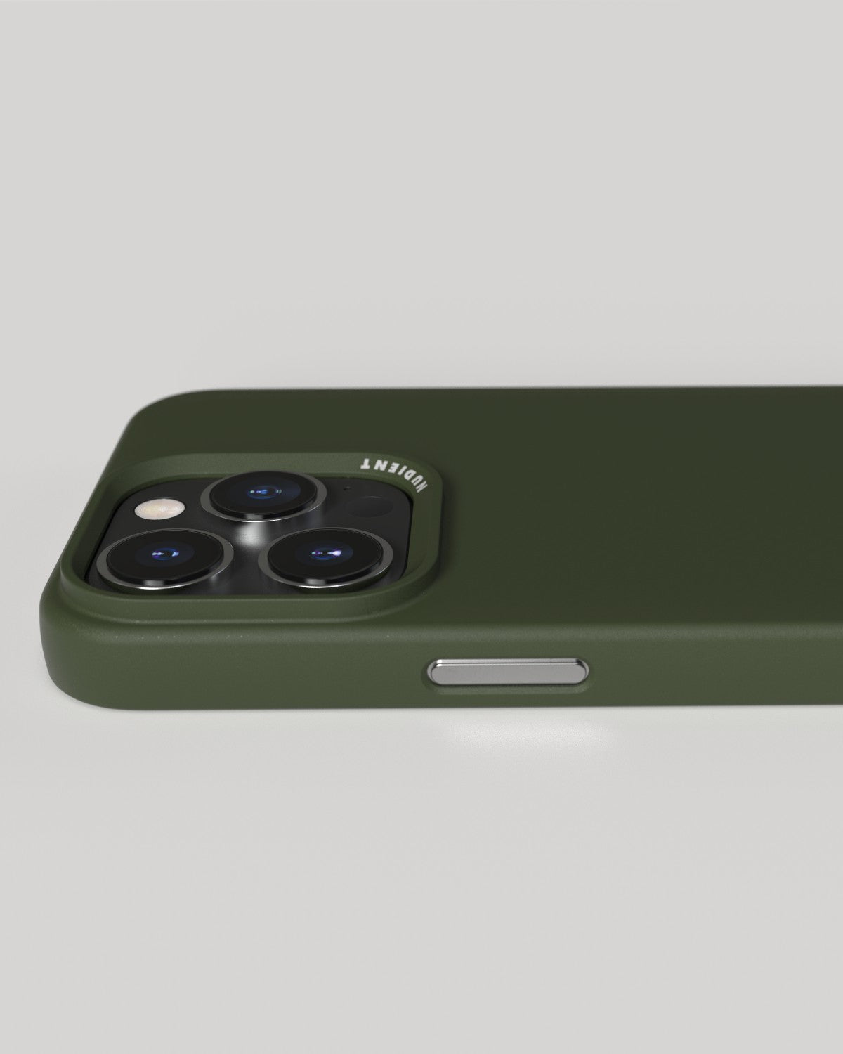 Thin Case - iPhone 16 Pro Max - Ink Black & Pine Green